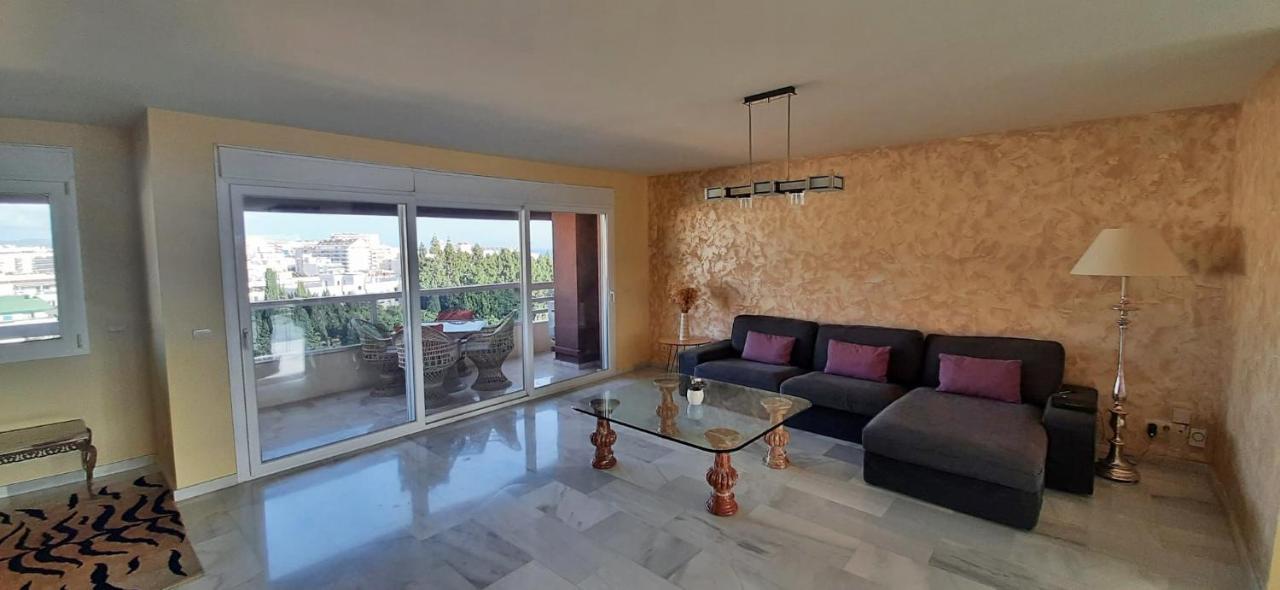 Penthouse With Private Pool, Hot Tub Jacuzzi With Sea Views And Chill-Out Zone, Close To The Sea Marbella Exteriér fotografie