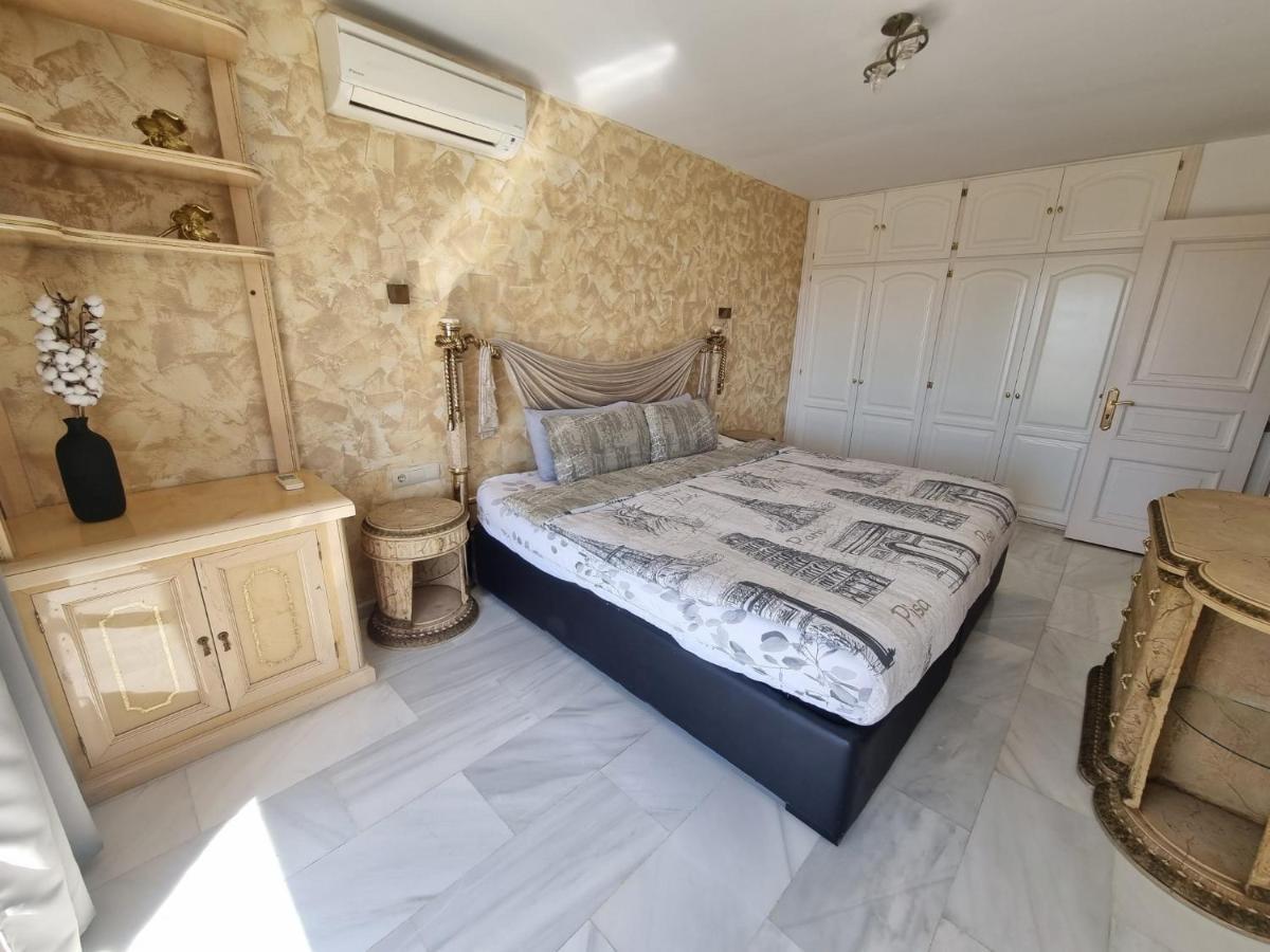 Penthouse With Private Pool, Hot Tub Jacuzzi With Sea Views And Chill-Out Zone, Close To The Sea Marbella Exteriér fotografie