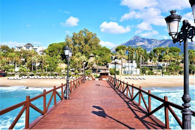 Penthouse With Private Pool, Hot Tub Jacuzzi With Sea Views And Chill-Out Zone, Close To The Sea Marbella Exteriér fotografie